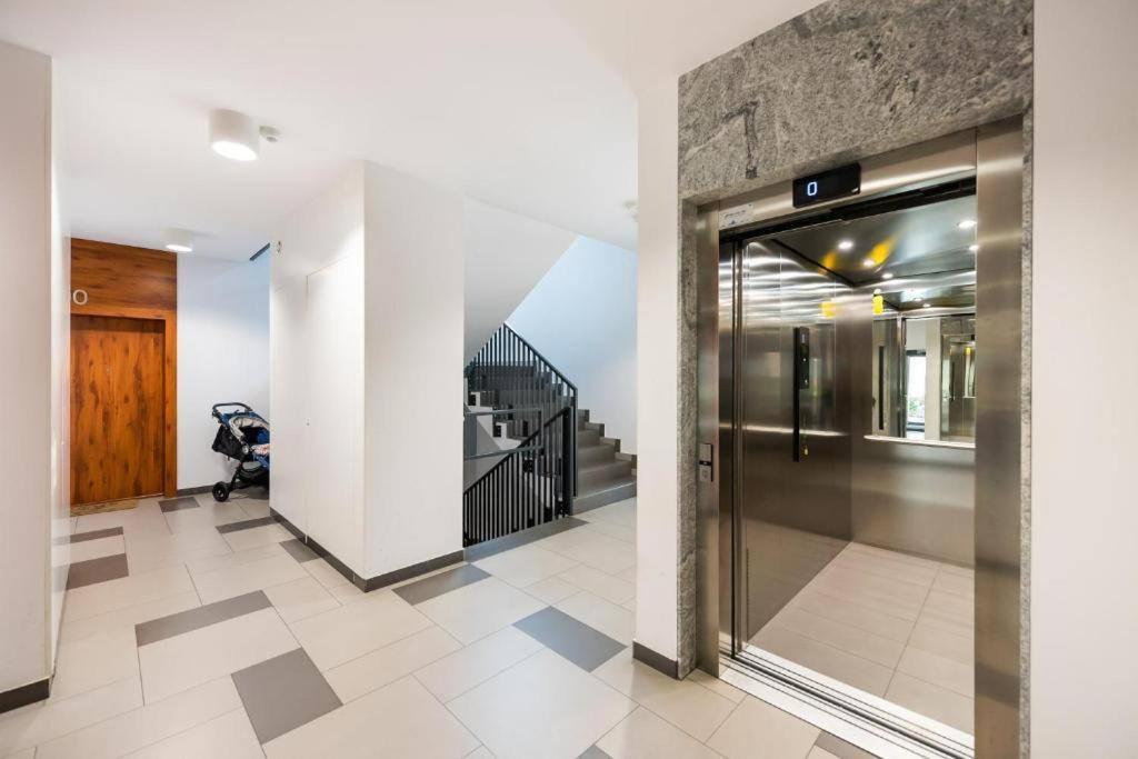Luxury Garden Apartment Warsaw Luaran gambar